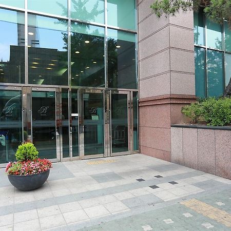 บราวน์สวีท เรสซิเดนซ์ Apartment โซล ภายนอก รูปภาพ
